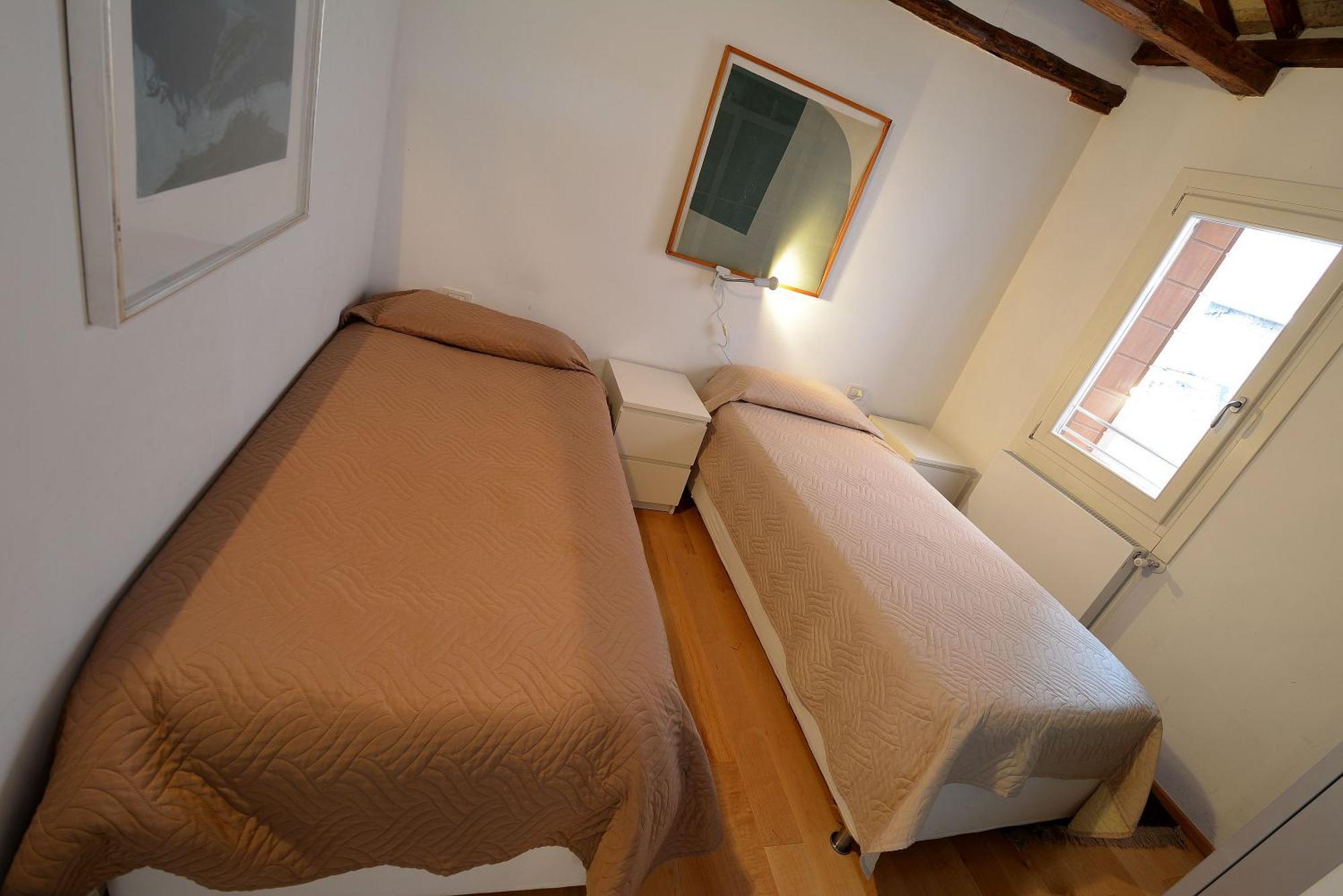 Dandolo-Terrace Apartment เวนิส ภายนอก รูปภาพ
