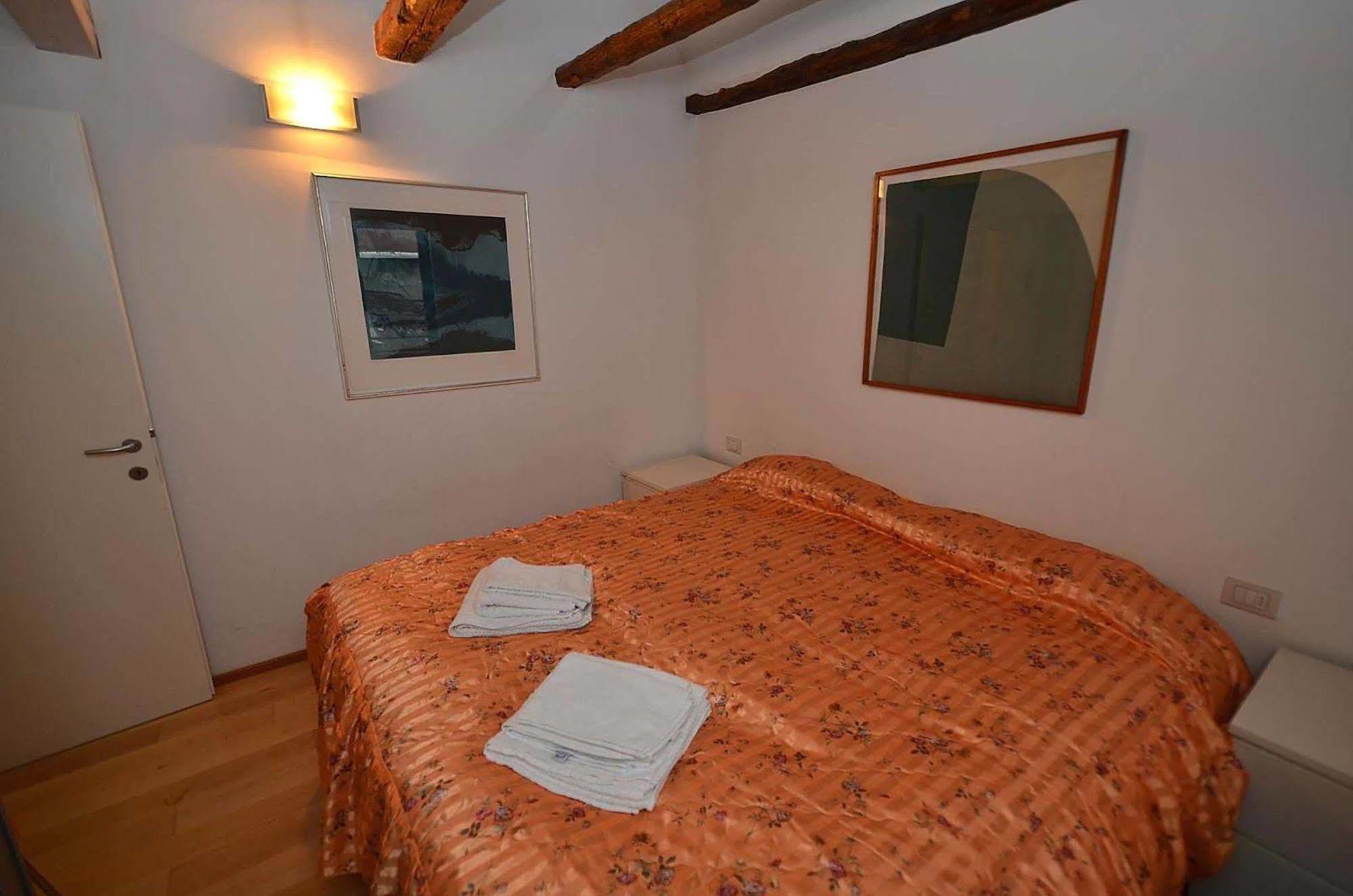 Dandolo-Terrace Apartment เวนิส ภายนอก รูปภาพ