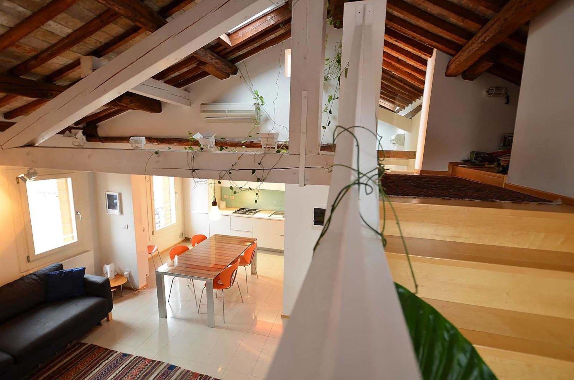 Dandolo-Terrace Apartment เวนิส ภายนอก รูปภาพ